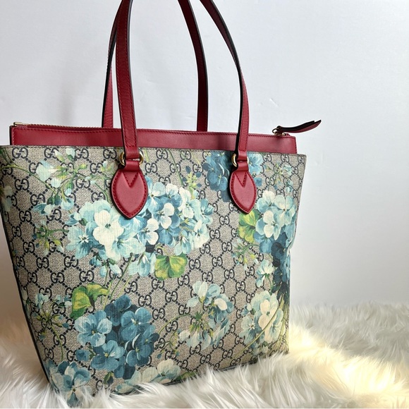 Gucci GG Supreme Blossoms Floral Red Tote Shoulder Bag - Picture 4 of 16